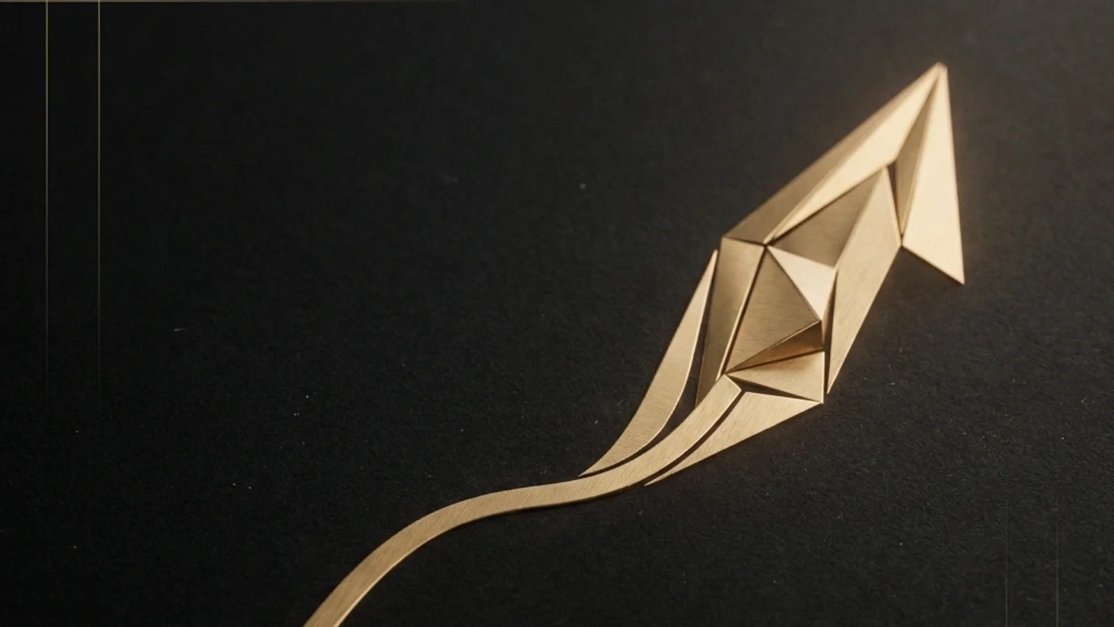 Identidade visual preto e dourado do Programa de Acompanhamento
